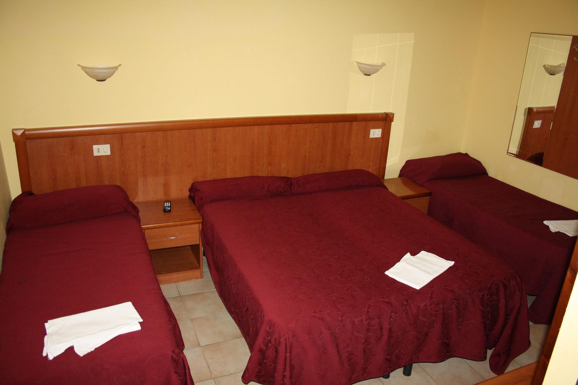 Hotel Eurorooms Рим Экстерьер фото